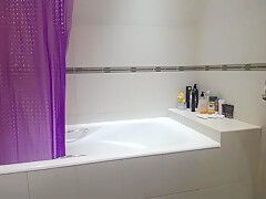 Smooth Hotty Bathtub