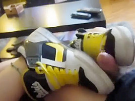 Sneaker job