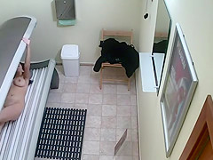 Solarium - pussy view