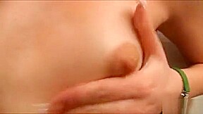 Solo Beauty Screws Her Soaked Gash