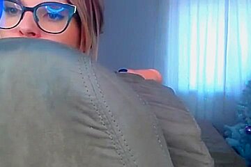 Solo Blonde Deep Throat Suck Dildo Glasses Pink Nipples Pierced Tongue
