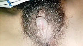 Sri Lanka Girl Solo Masterbushing And Show Her Pussy