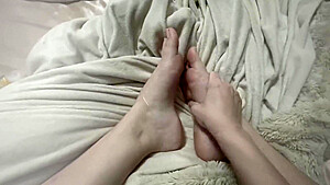 Step mommy Feet