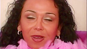 Straight Fuck A Sexy Transexual - ShemaleVideos
