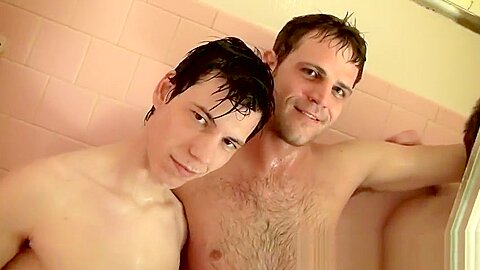 Straight dude sucks cock for the first time after a shower