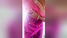 Swetha Tamil Desi Wife Fingering Homemade