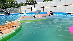 Swimming Pool Blowjob