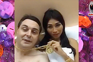 THAI TRANS Miu gives a blowjob to Andrea Dipre