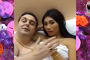 THAI TRANS Miu gives a blowjob to Andrea Dipre