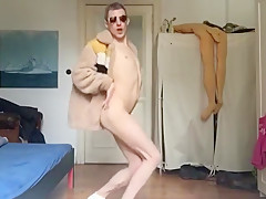 TWINK IS ALWAYS HUNGRY FOR RAW COCK