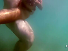 Tamara Et Step son Mari En Trio Avec Un Petit Sur Plage 15 Min