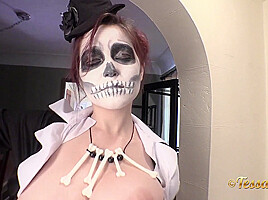 Tessa Fowler - Voodoo Boobs 2