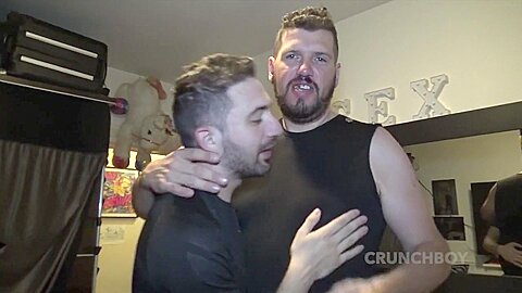 The Straight Curious Ray Dixon Fucked Raw By Bear Xxl - AmatorBareback