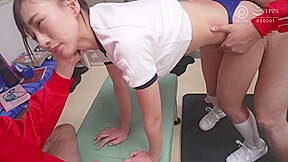 The manager himself stretches his body and supports devotedly