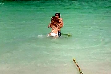 Three (Survival Island – 2005) – Kelly Brook
