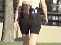 Tight shorts making the hot amateur body look so sexy 07zp