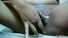 Today Exclusive-sexy Desi Village Girl Shows Her Nude Body And Fingering 4
