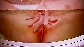 Tora Reeves Splash