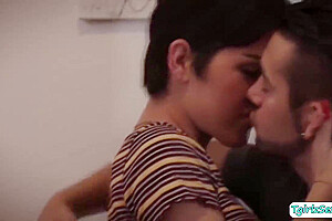 Tranny Daisy Deepthroats And Barebacked With Daisy Taylor And Big T