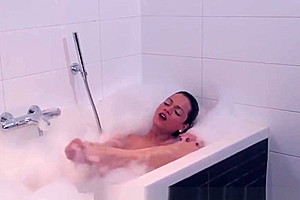 Ts Beauty Camilla Jolie Jerking Her Dong
