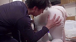 UF2201-Fucking a beautiful housekeeper with a big ass