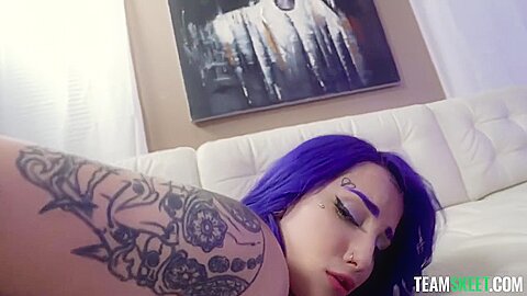 Val Steele - This Blue-haired Babe Is Very Horny