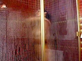 Voluptuous Lesbians Make Love In The Shower