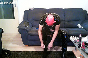 Waarimik333 Horny Latex Devil 2