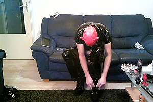 Waarimik333 Horny Latex Devil 2