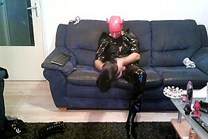 Waarimik333 Horny Latex Devil 2