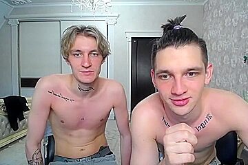 د یو بل د رګونو د ترلاسه کولو لپاره اندیښمن دي!, Web Boys