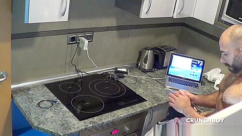 Webcam in the kitchen with Jess used raw by Jorhe Leal - HomeWebCamera
