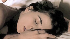 Whispers In The Dark (1992) Deborah Kara Unger, Annabella Sciorra