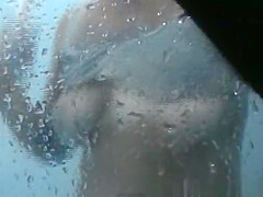 Wild Amateur, , Clip
