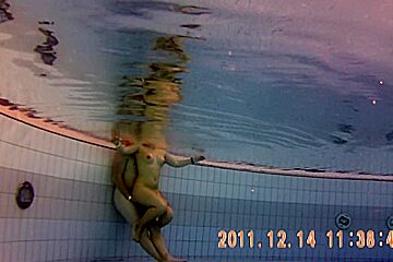 Wild fuck is recorded under water of the sauna pool 7