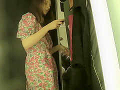 Young cutie spied in fitting room