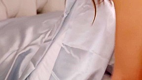 Young girlfriend after Blowjob bent in a pose cancer and got great sex   