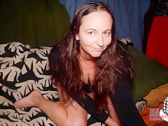 Your Milf Girlfirend Cerise Reads Sapphic Poem Of A Passionate Nun Tries Spanish Shyly
