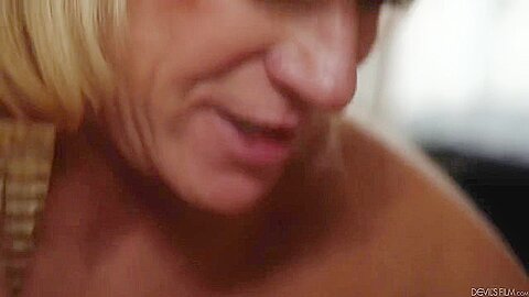 Zena Rey Mature Big Tit