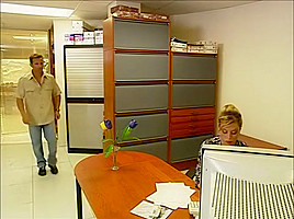 après le boulot une bonne sodo au bureau