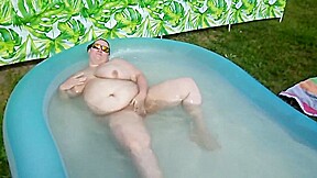 bbw wife playing in pool