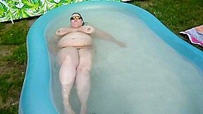 bbw wife playing in pool