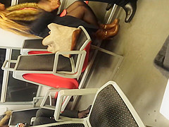 black sexy dans le RER D