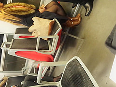 black sexy dans le RER D