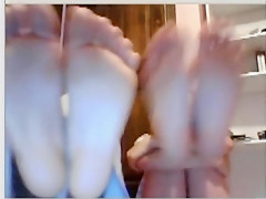 chatroulette girls feet 39