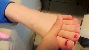 chinese student 18+ feet