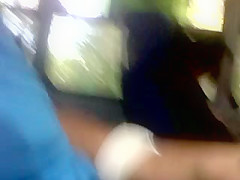 exitado con chica en el bus