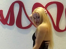 funkeira peladona no seu clip