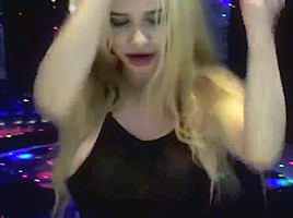 funkeira peladona no seu clip