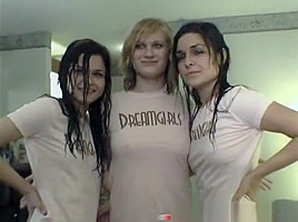girls in hotel room